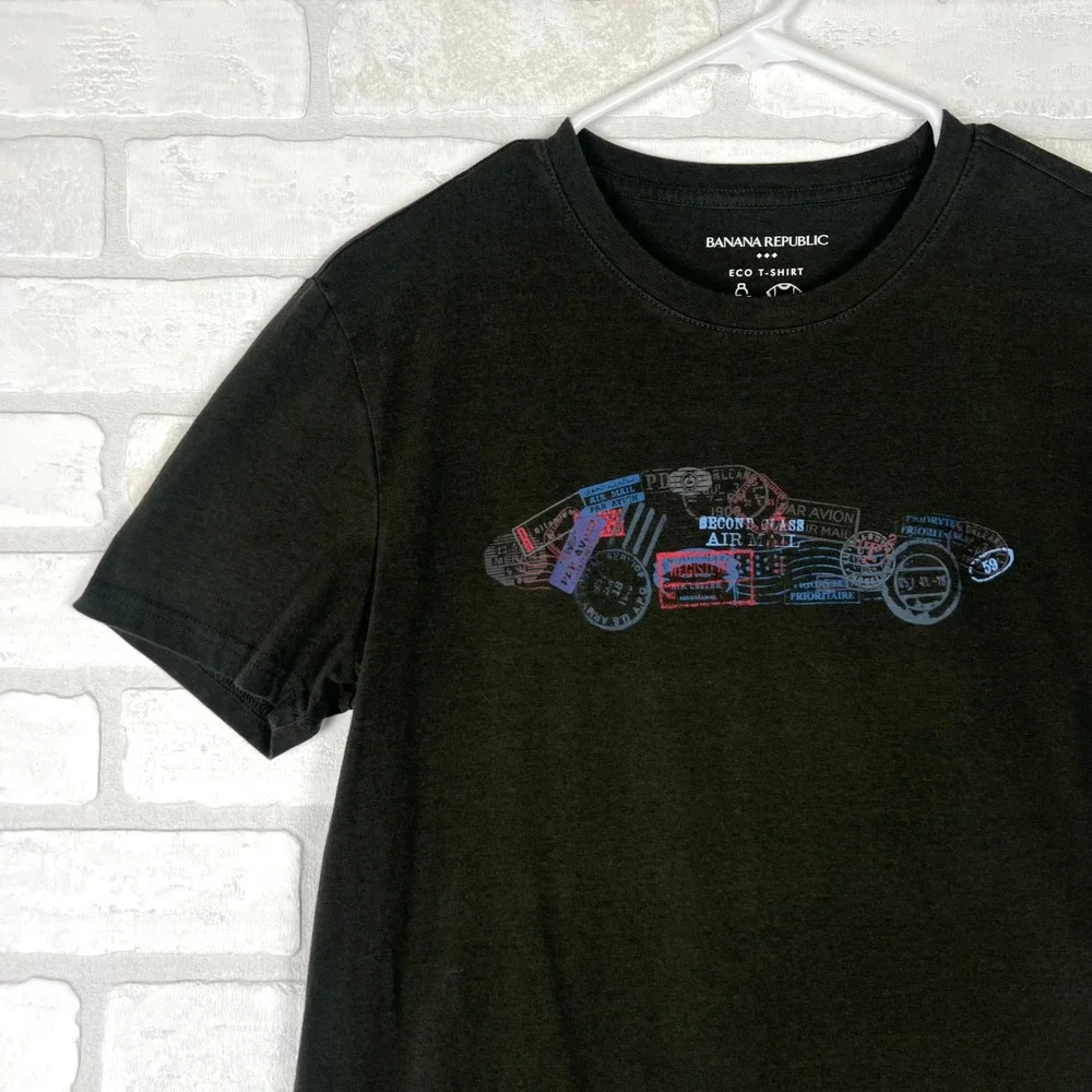 Banana Republic Mens Eco T-Shirt Grey Graphic Vintage Car Travel Stamp Small